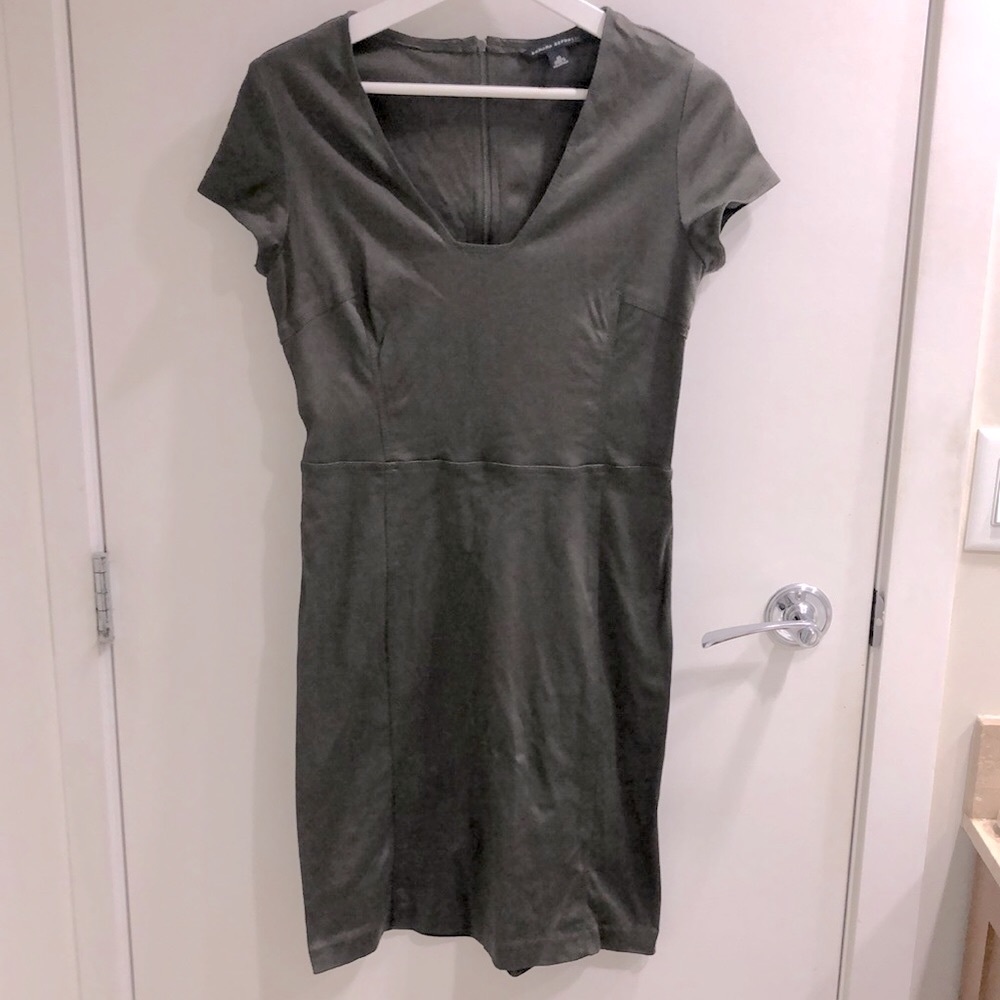 Banana Republic Olive Green Dress In Size 10.‎